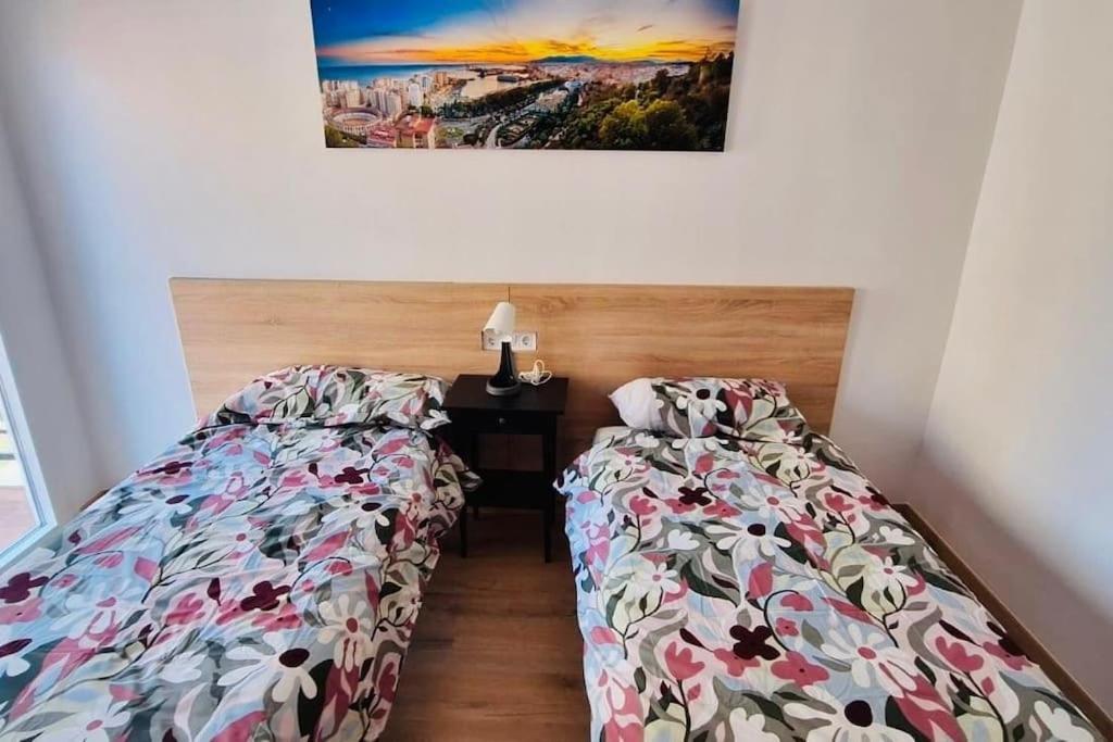 Apartamento El Lugar Malaga Luaran gambar