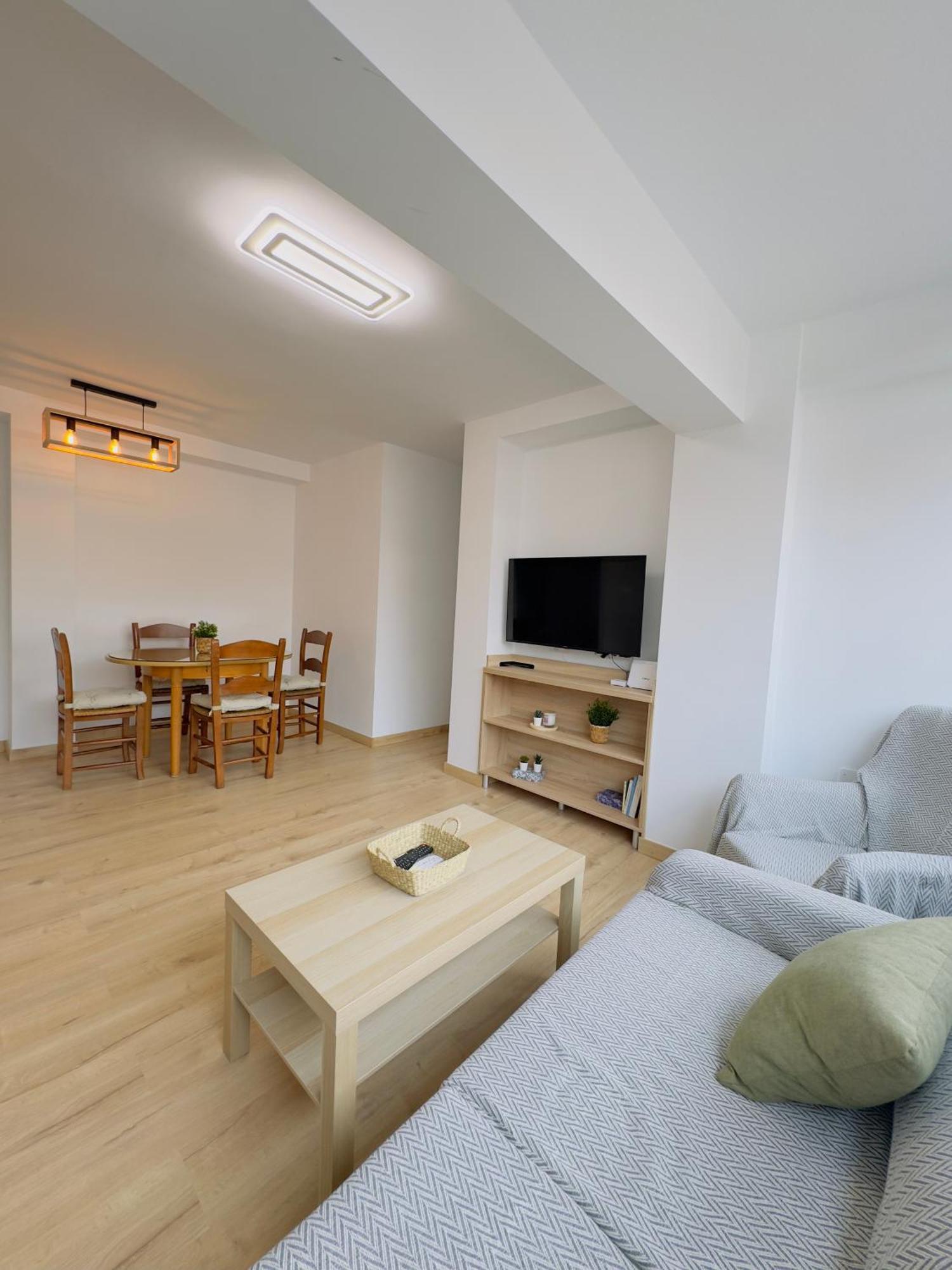 Apartamento El Lugar Malaga Luaran gambar