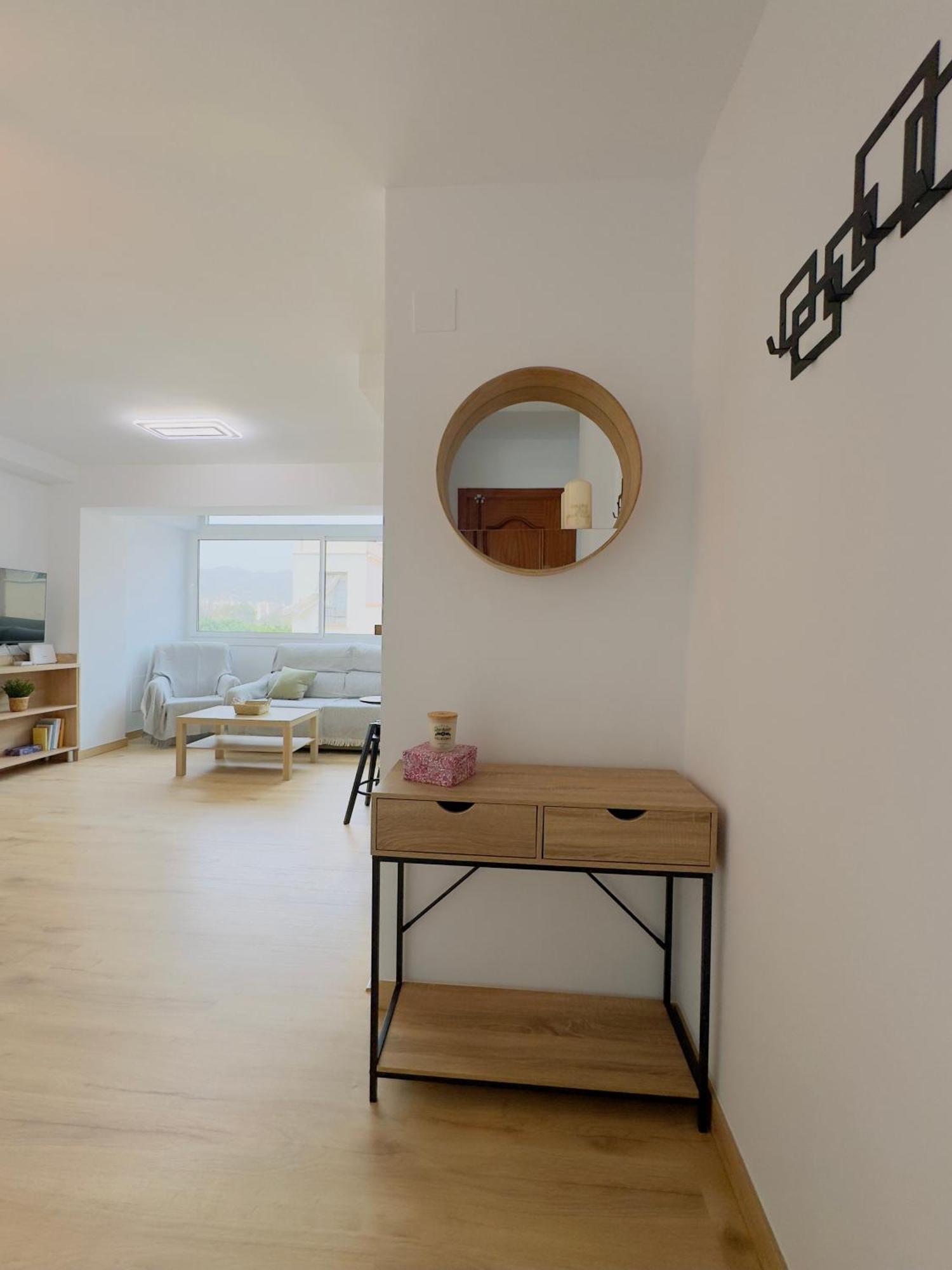 Apartamento El Lugar Malaga Luaran gambar