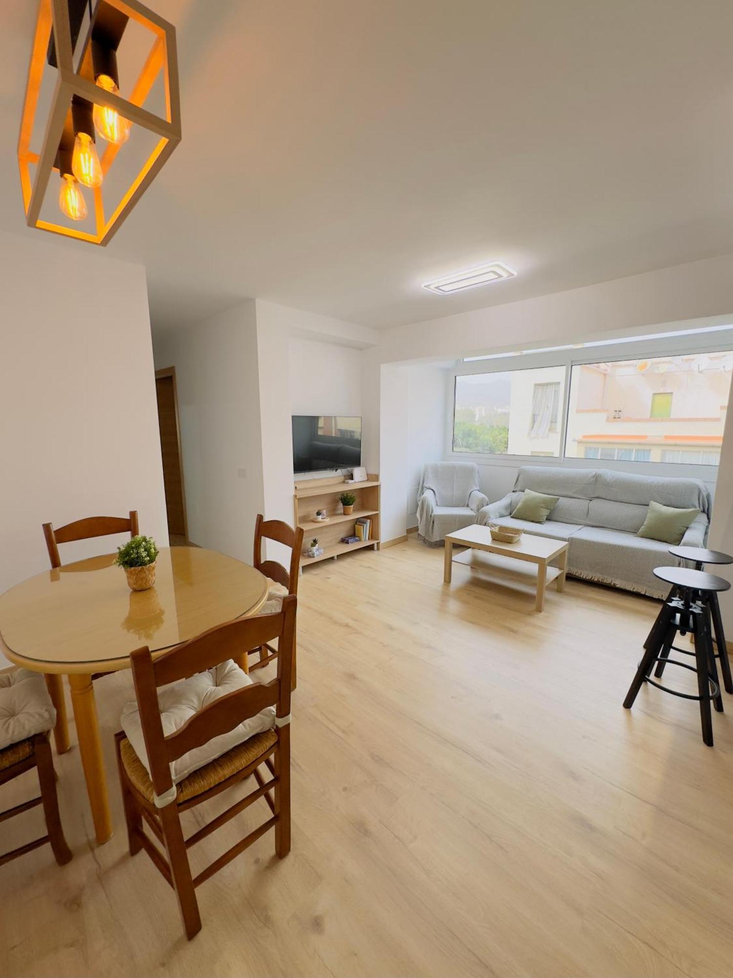 Apartamento El Lugar Malaga Luaran gambar